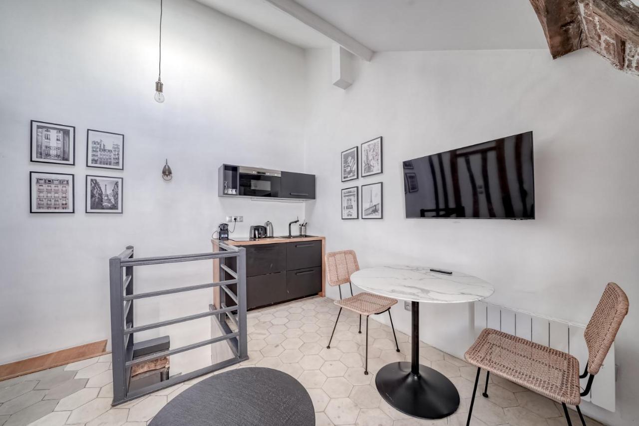 Ultra Central Historical Parisian Flat - Louvre Buitenkant foto